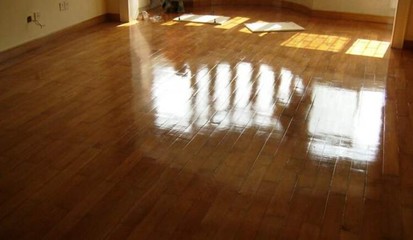 江東木地板打蠟服務 專業(yè)團隊打造持久光潔的地板之美